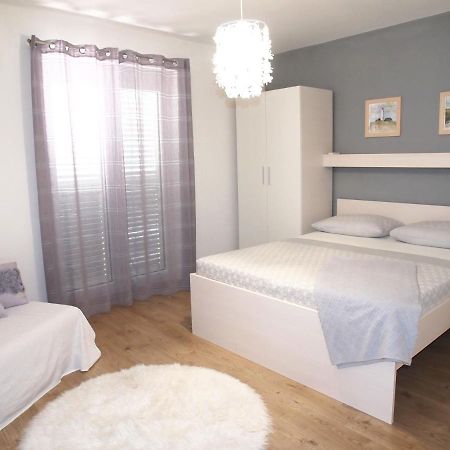 Apartmani Igor Макарска Екстериор снимка