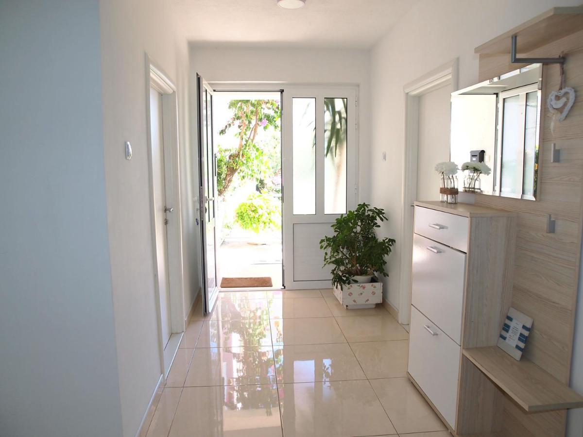 Apartmani Igor Макарска Екстериор снимка
