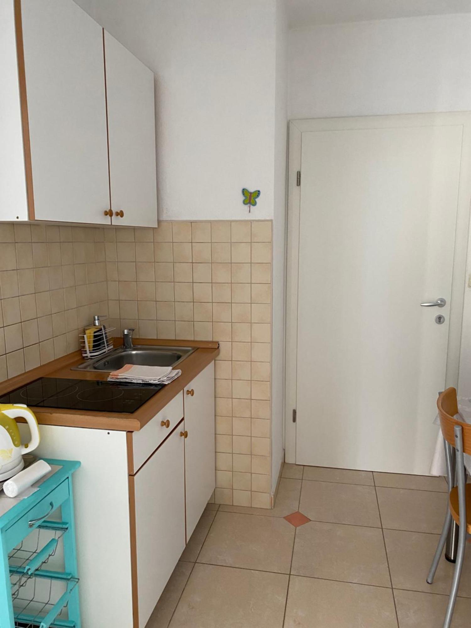 Apartmani Igor Макарска Стая снимка