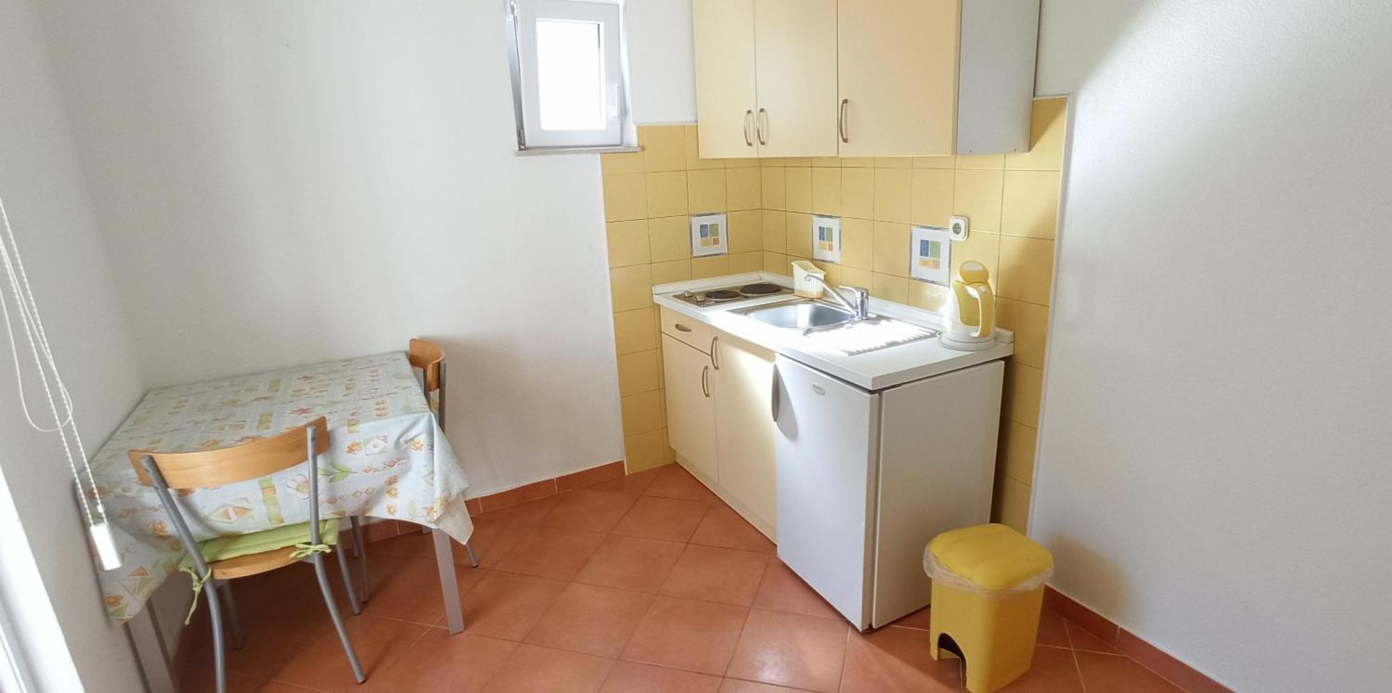 Apartmani Igor Макарска Стая снимка
