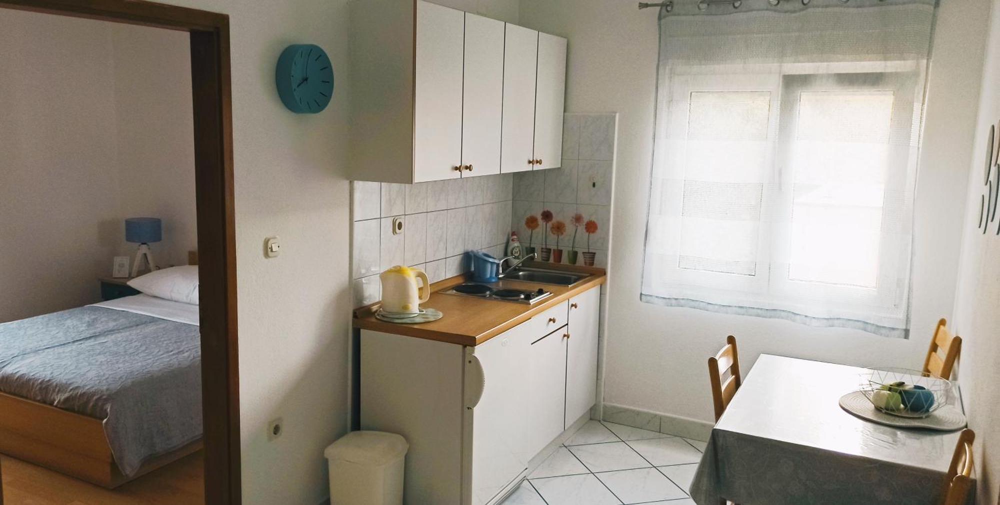 Apartmani Igor Макарска Стая снимка