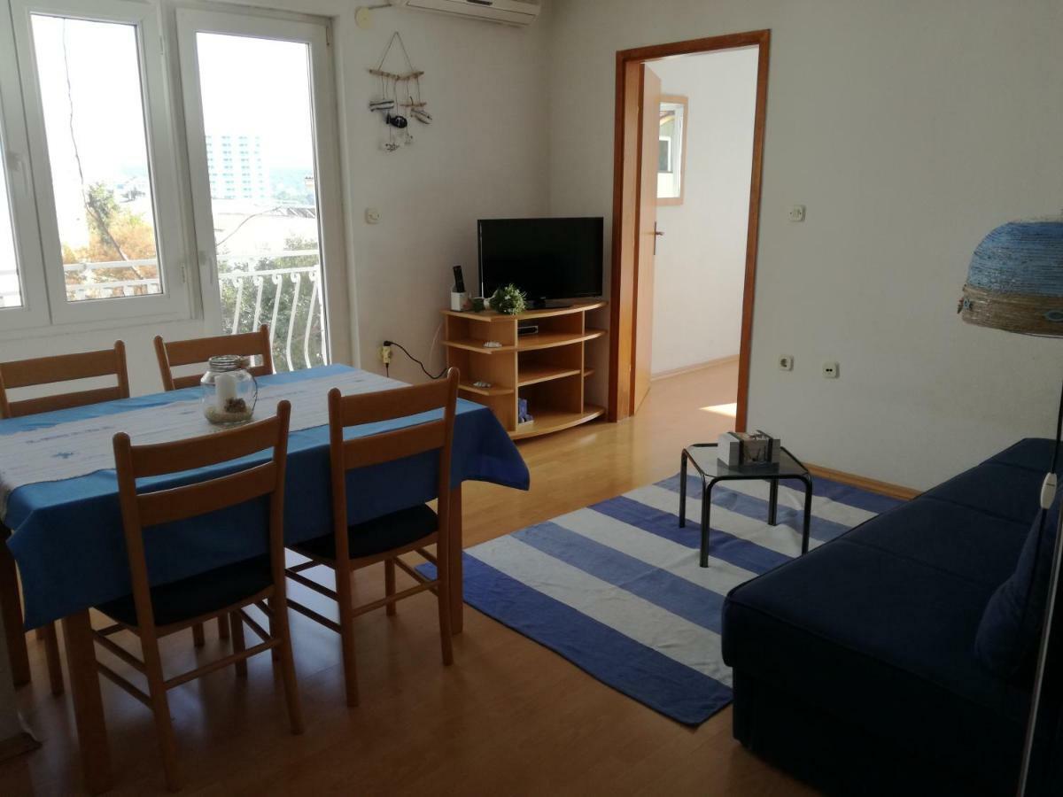 Apartmani Igor Макарска Стая снимка